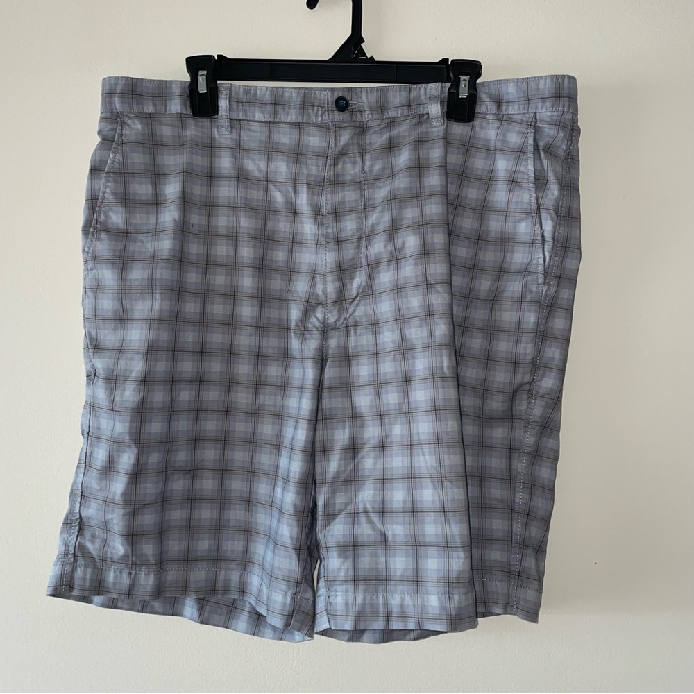 Caribbean Men's Light Gray Plaid Shorts